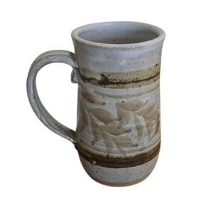 Handcrafted Ceramic Mug with Leaf Design